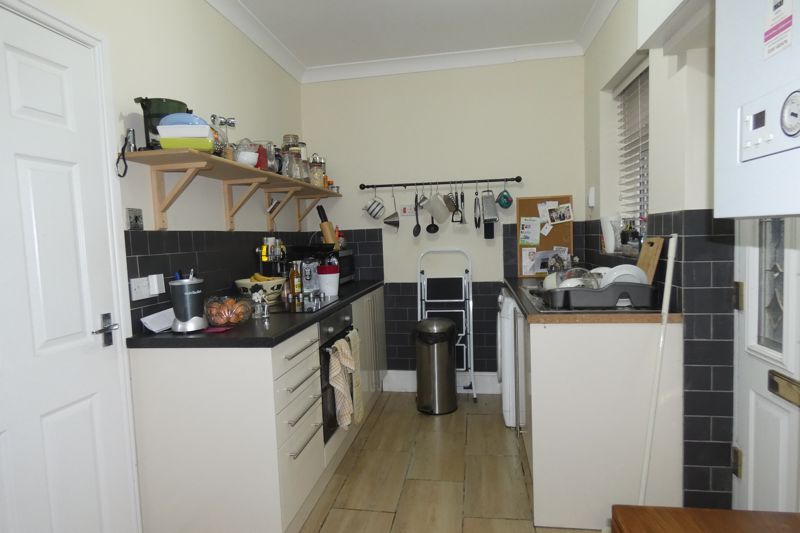 Kitchen- click for photo gallery